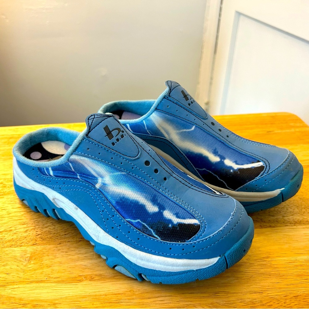B.U.M. Sneaker Clog Size 6